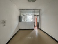 兴华楼精装3房，户型很正，采光好，生活配 兴华楼