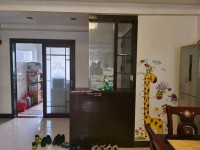 市区南北对流，采光非常好 银湾居