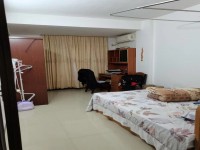 出售同福花园三房两厅两卫，送么托车库13 同福花园