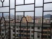 市中心步梯高层，单价低，过渡房， 春华苑