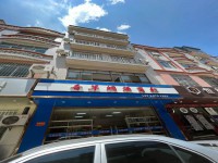 东兴中街33号，套间，好新好新净的屋，近 东兴花园