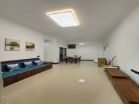 东湖天下全新装修两房未入住过，家具电器齐 东湖天下