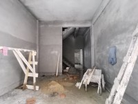 城南私宅 4.2×11 三面采光 前6侧 城南私宅