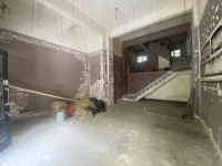 市中心临街靓铺 商 住两用 二层104. 广场华苑