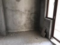 爱琴海电梯高层，南北对流四房，超大阳台， 尚品爱琴海