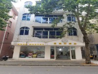 东湖私宅大路边可做铺8×10占地面积，前 东湖私宅