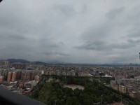 绵登广场大3房，名树公园就在楼下，视野超 绵登广场