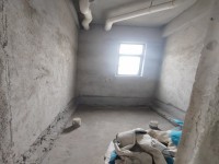 绵登广场大3房，名树公园就在楼下，视野超 绵登广场