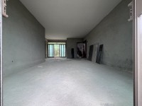 毛坯3室2厅2卫2阳台地铁沿线，交通便利 锦湖山水壹品