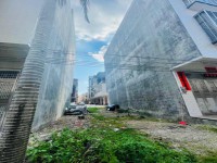 河西龙江街私宅超好的地段，住家舒适 河西龙江街私宅