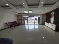 东湖电梯3房2厅  家电齐全 拎包入住 盛世大厦