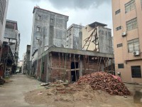 市中心私宅 7×8 前后8米路 三面飘 市中心私宅