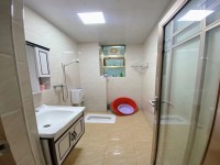 东湖银城广场精装3房2厅，送全屋家私家电 银城广场