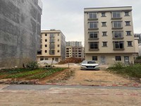 东湖罗卜坡地皮，230万，无出让。 东湖罗卜坡地皮
