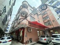 朝阳路私宅占地5乘10.三面飘阳台，前7 城北私宅