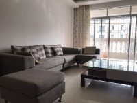 东湖片区步梯中层，家私电器齐全，拎包入住 林科所宿舍