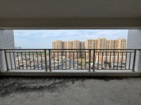 春州小学旁边毛坯精装三房可售 鸿基花园