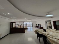 出租东湖广场精装4房，拎包入住 盛世大厦
