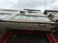 城南私宅4.32ⅹ12占地，足五层，前1 城南私宅