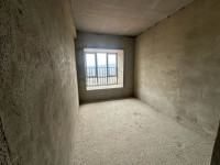 毛坯3室2厅2卫2阳台南向，交通便利，舒 敏捷玖龙府