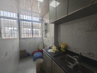 朝阳路电梯四房三卫 送12平方摩托车库  美满家园