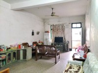 城南私宅 4.2X12 可做铺，三层八 城南私宅