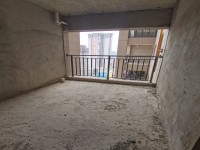联兴旗峰花园 全新装修三房二厅二卫 仅售 联兴旗峰花园
