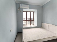 尚品爱琴海61㎡2室2厅1卫1阳台精装， 尚品爱琴海