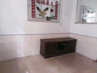 城南私宅成幢出租1000元，三层半有花园 城南私宅