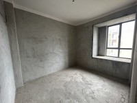 春江花园，南向3房，四合院户型。 春江花园