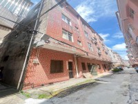 东湖金泉街私宅普通4室2厅5卫1阳台出售 东湖金泉街私宅