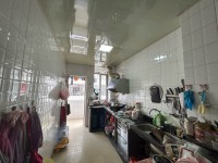 出租东湖明珠花园 步梯中层家具齐全 12 东湖明珠花园