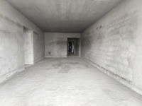 户型方正，富荣达明居楼花园精致3室2厅2 富荣达明居楼花园