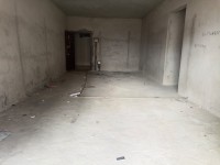 朝阳路 毛坯三房 115方 中楼层 朝阳豪庭