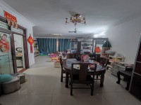 河西电梯带平台装修三+1房,看房方便 家福华庭