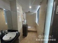 市中心酒店式公寓出租,可短租,大量停车位 市中心私宅