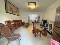 出租东湖三房 近东湖广场,步梯低层 东湖明珠花园