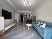 出租城北商圈中心,精装2房,拎包入住 领美生活广场